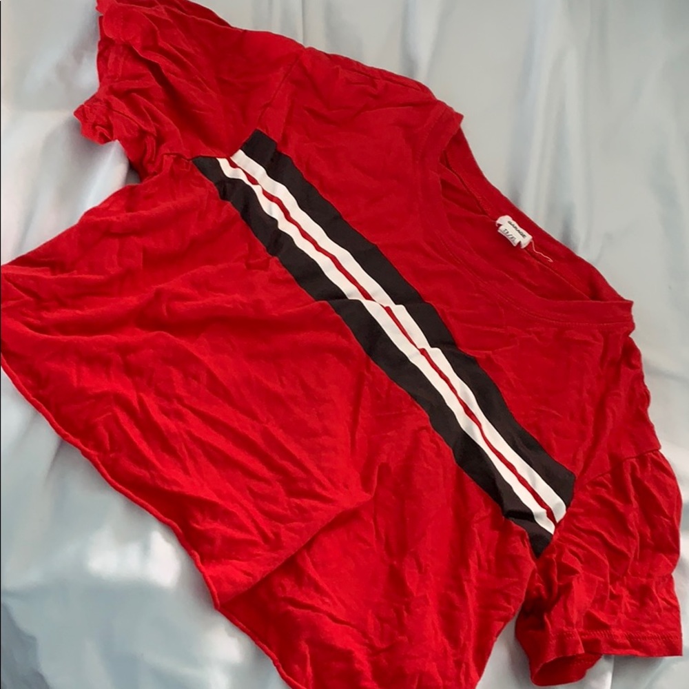 Red striped crop tee